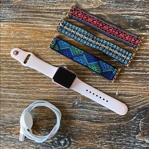 APPLE iWATCH series 2 - 38mm Rose Gold BUNDLE